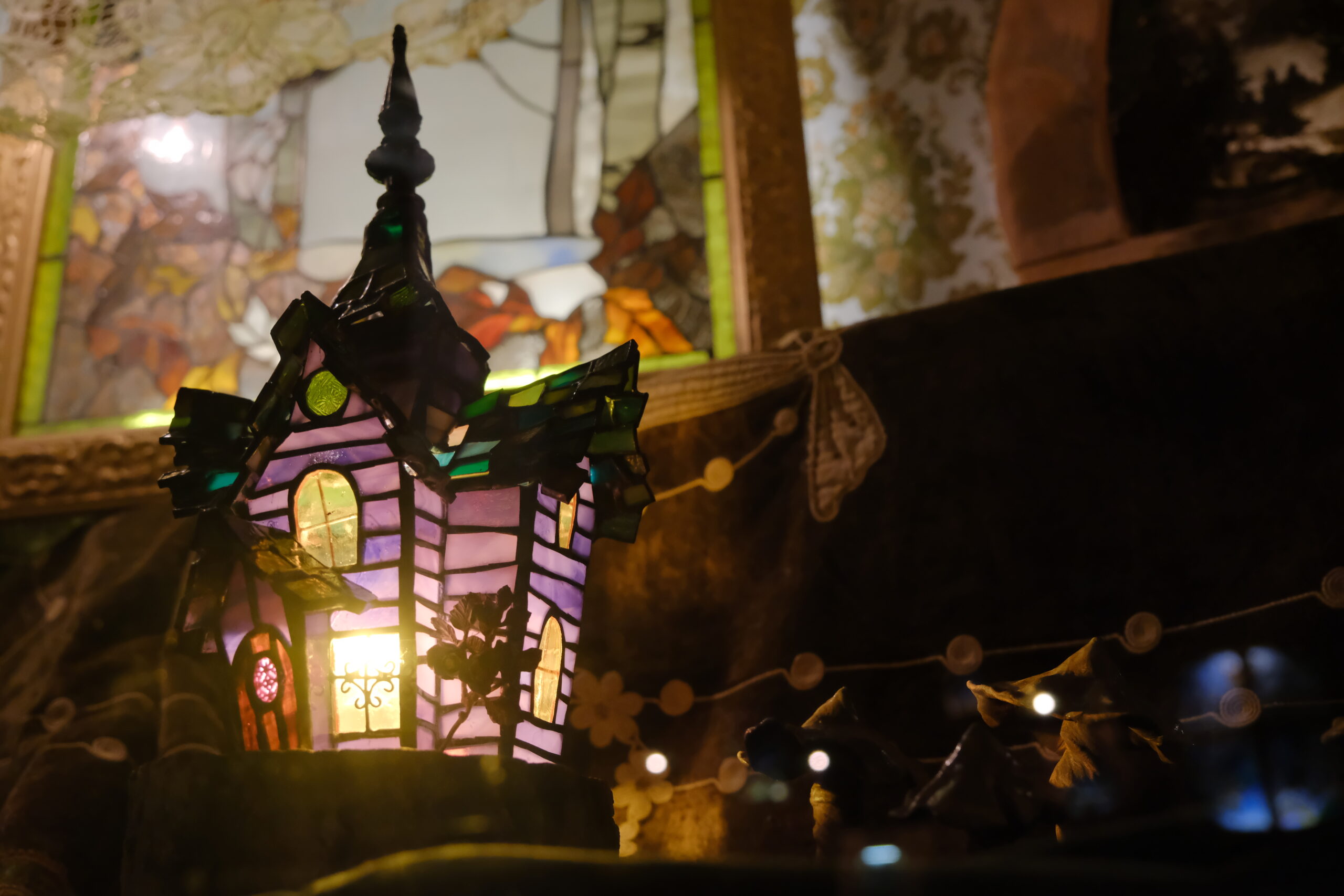 ステンドグラス展 greetings from KIYOSATO ～katto ikkuna〜 | 萌木の村